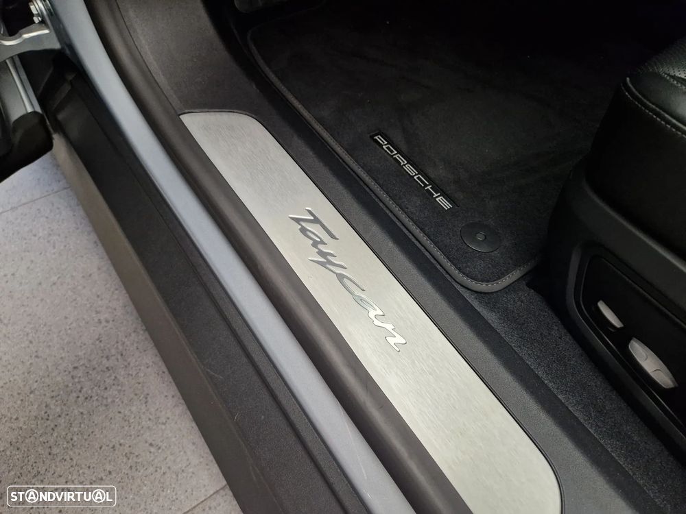 Porsche Taycan Standard - 35