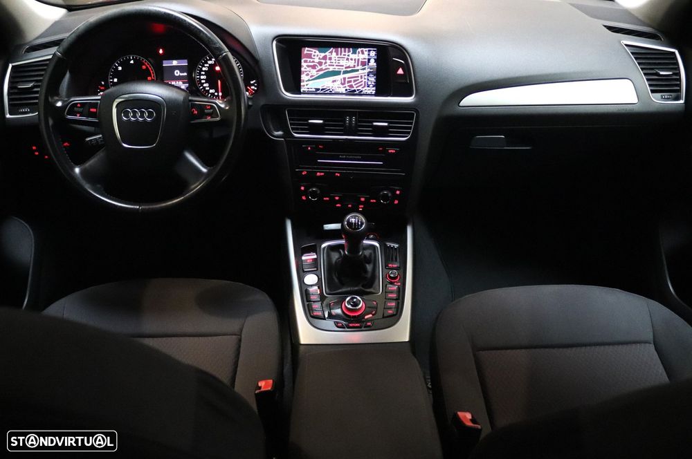 Audi Q5 2.0 TDI Advance - 28