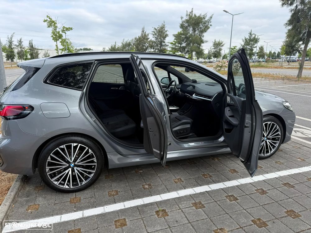 BMW 218 Active Tourer d Pack Desportivo M Auto - 43