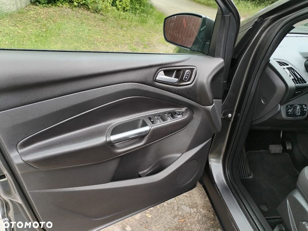 Ford Kuga 2.0 TDCi AWD Edition - 17