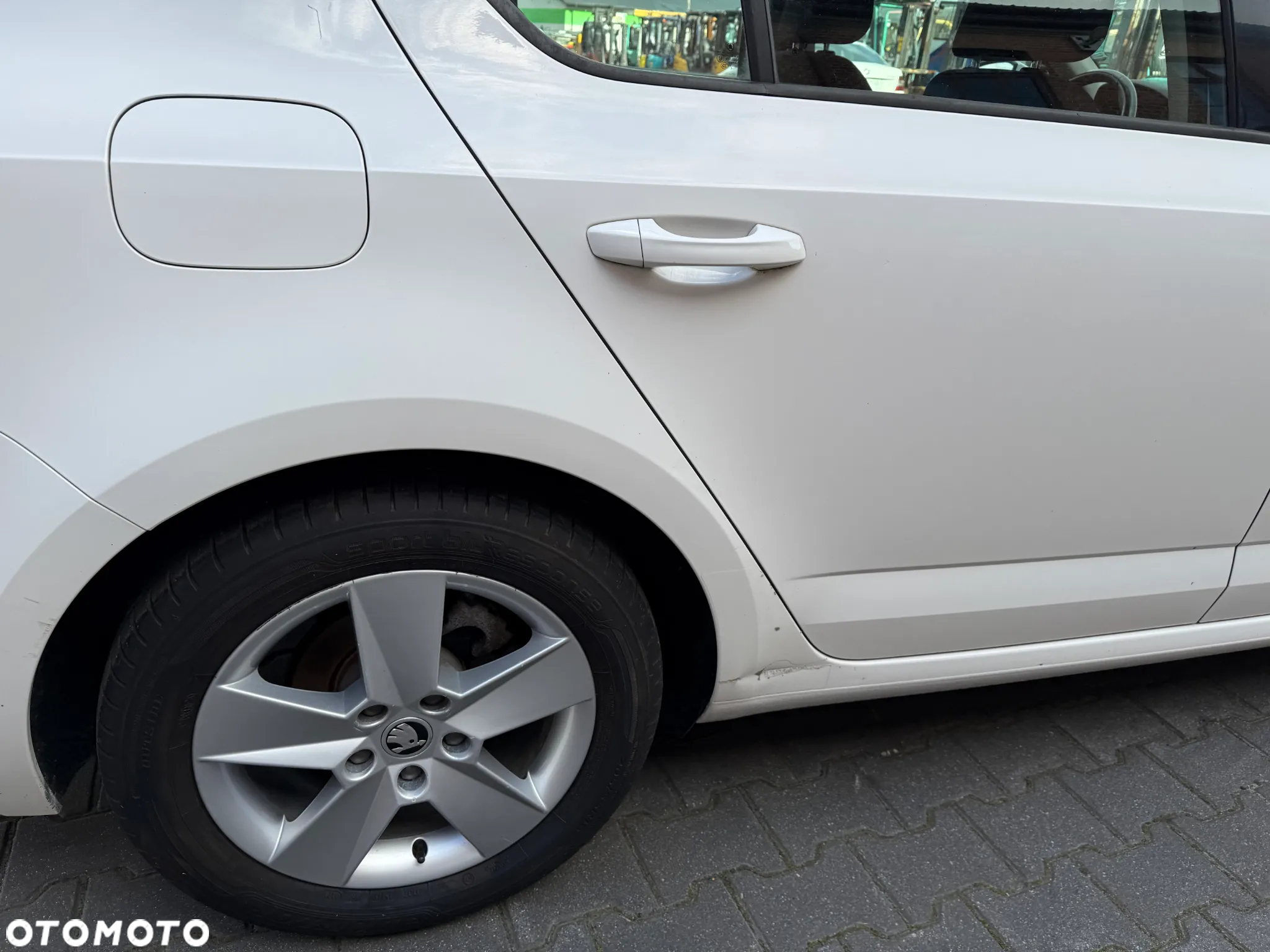 Skoda Octavia 1.6 TDI Ambition - 14