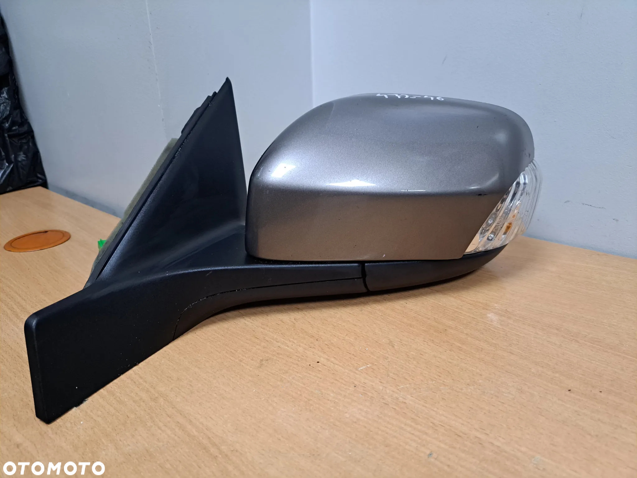 LUSTERKO LEWE VOLVO XC70 2007- 14PIN 472-46 EUROPA!! - 2