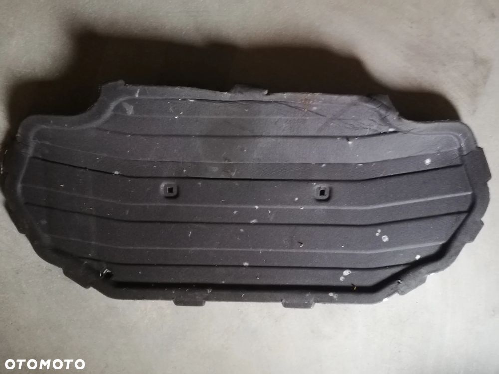 Audi A5 F5 Cabrio 8W wygłuszeni maski 2.0tfsi 81a863825