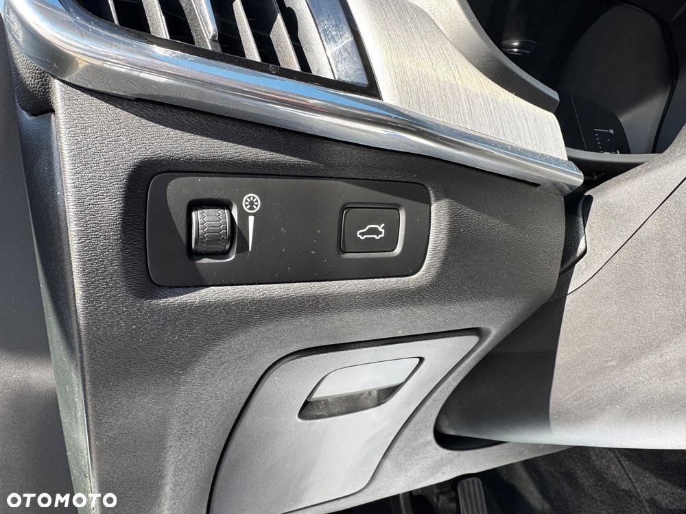 Volvo V90 D3 Momentum - 13