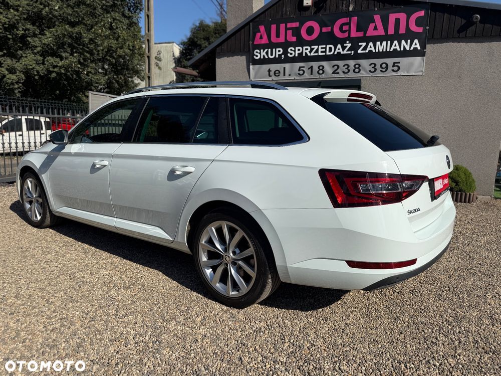 Skoda Superb 2.0 TDI Ambition DSG - 5
