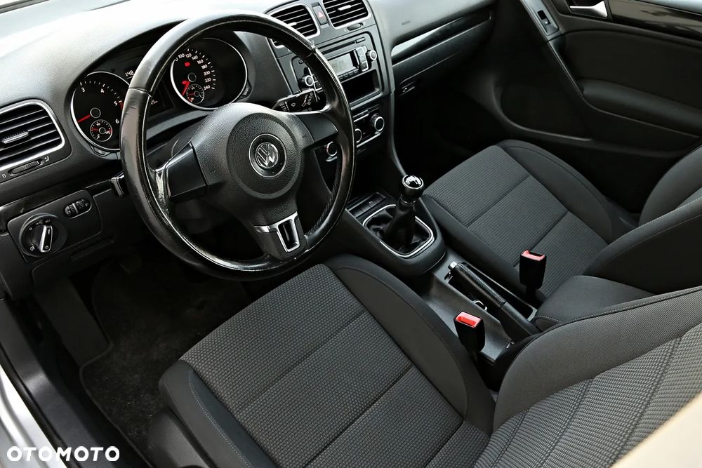 Volkswagen Golf 1.6 TDI DPF BlueMotion Technology Team - 5