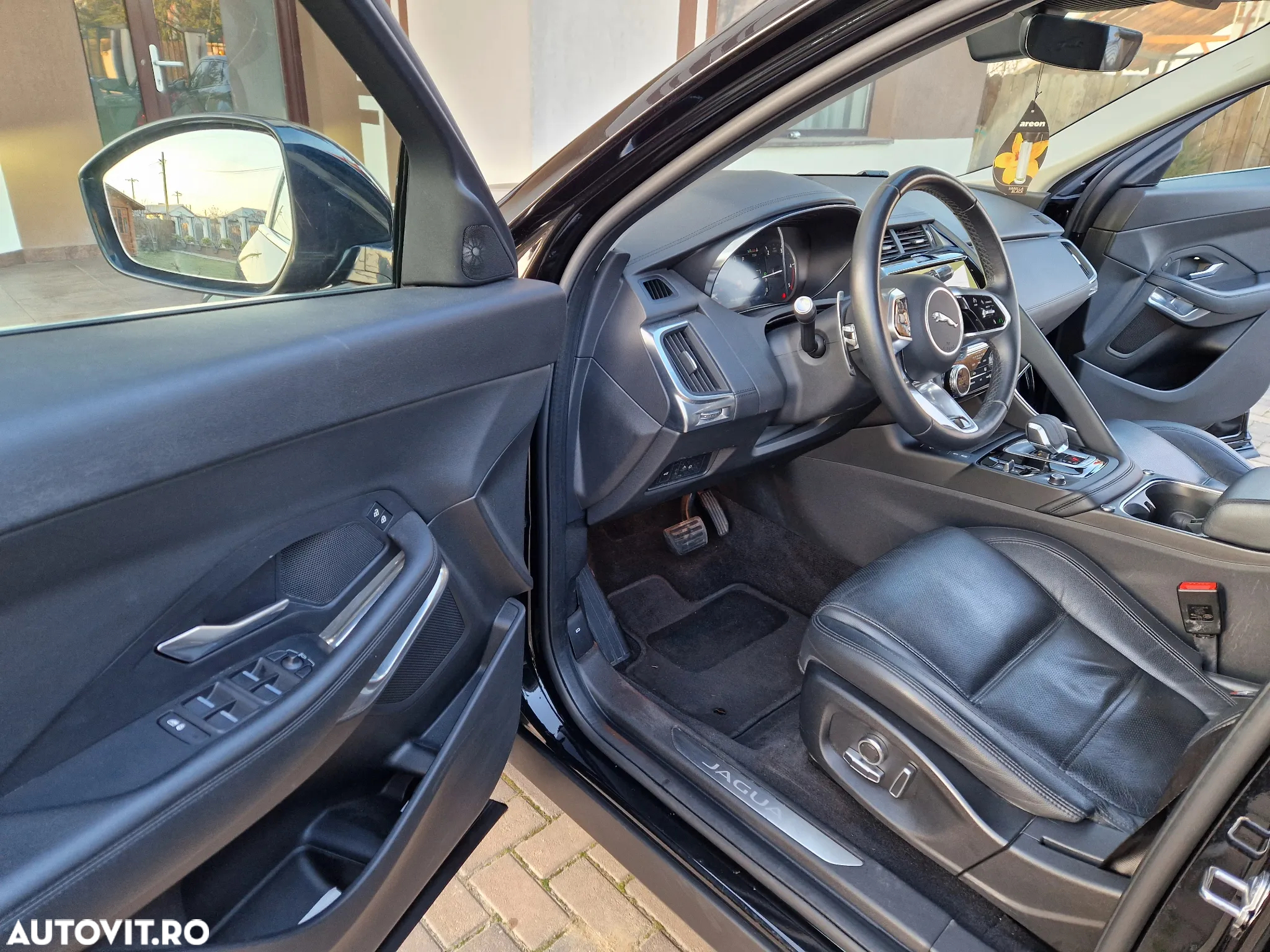 Jaguar E-Pace D165 AWD R-Dynamic HSE - 20