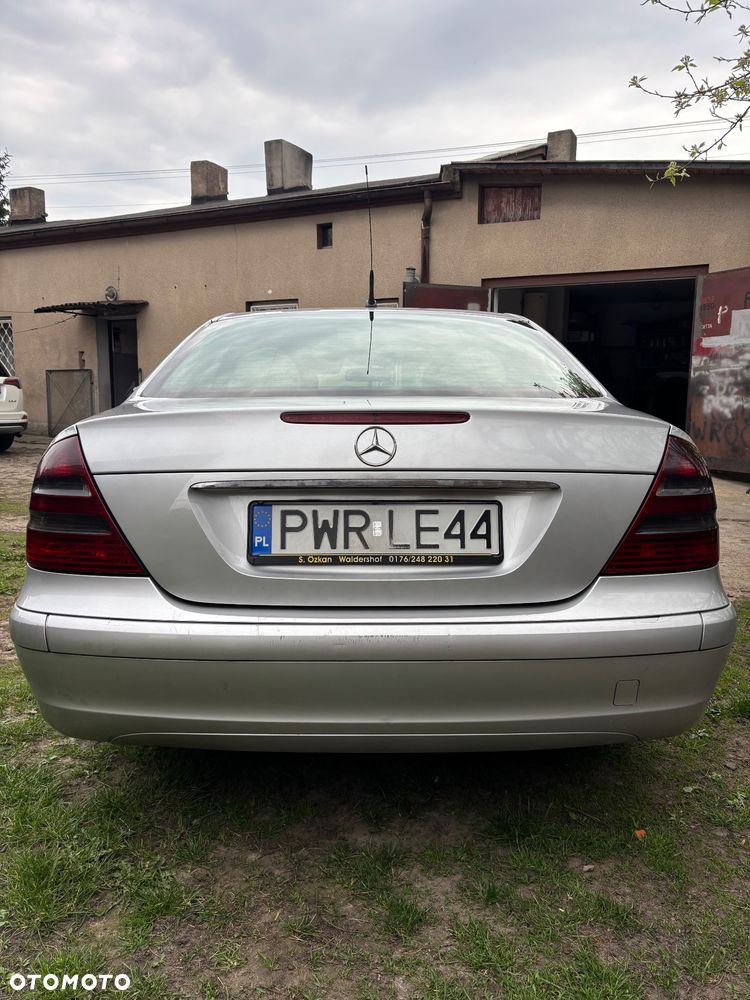 Mercedes-Benz Klasa E 200 CDI Classic DPF - 5