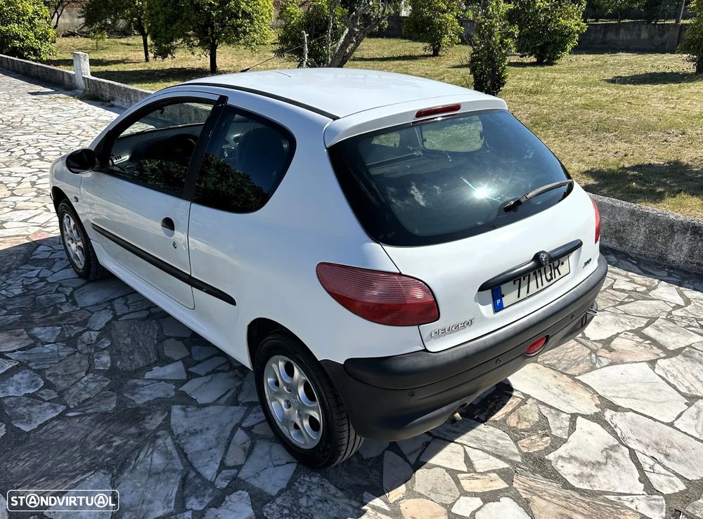 Peugeot 206 1.9 XAD - 4