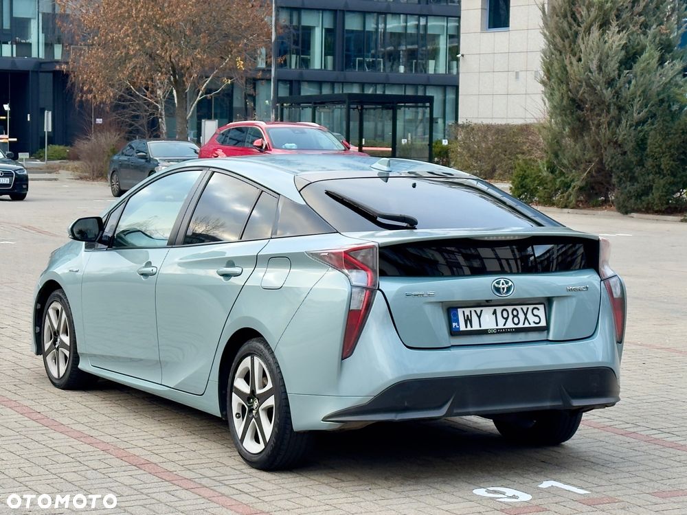 Toyota Prius 1.8 Hybrid Executive - 4