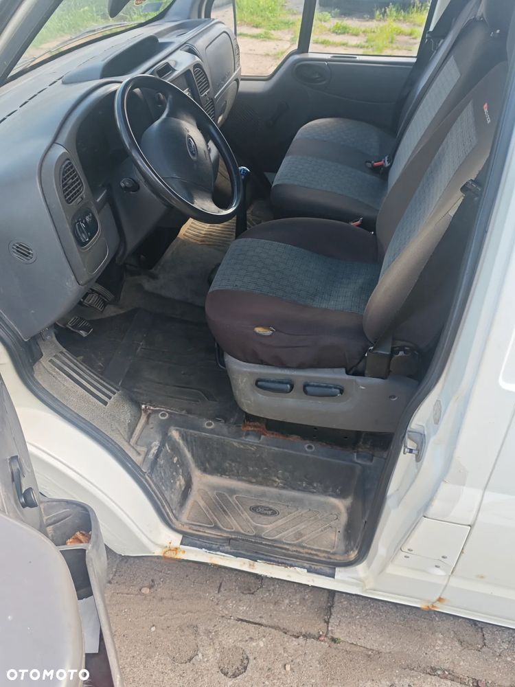 Ford Transit - 3