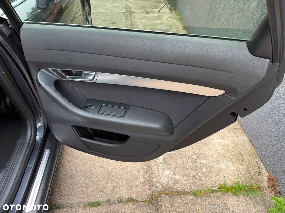 Audi A6 Avant 2.0 TDI DPF - 19