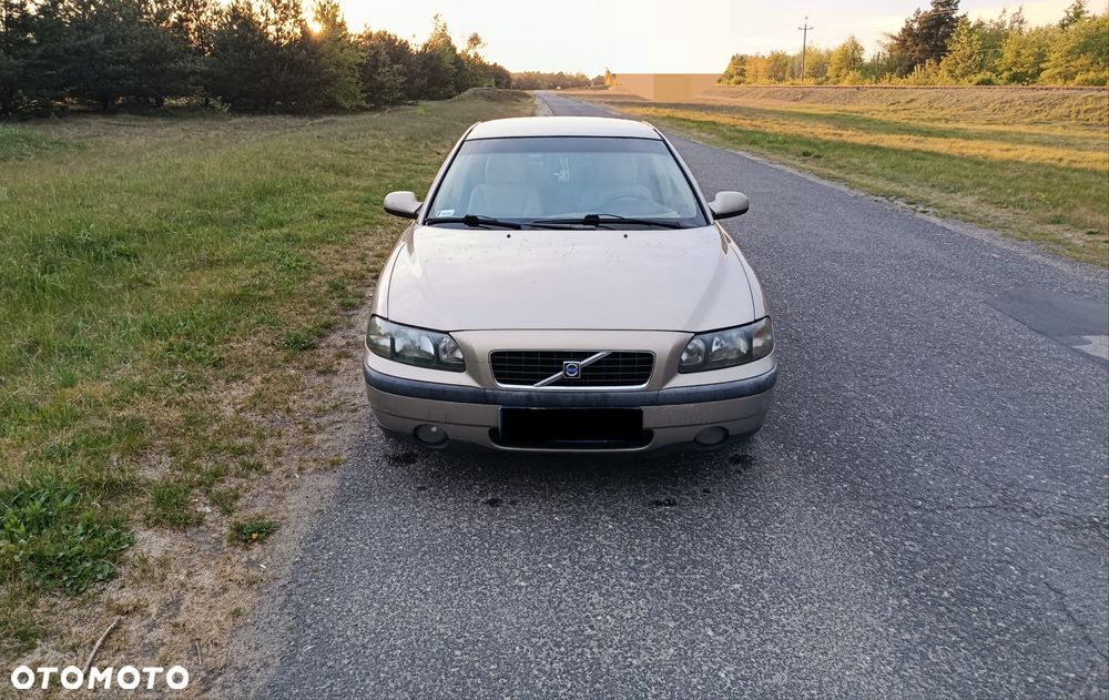 Volvo S60 - 1