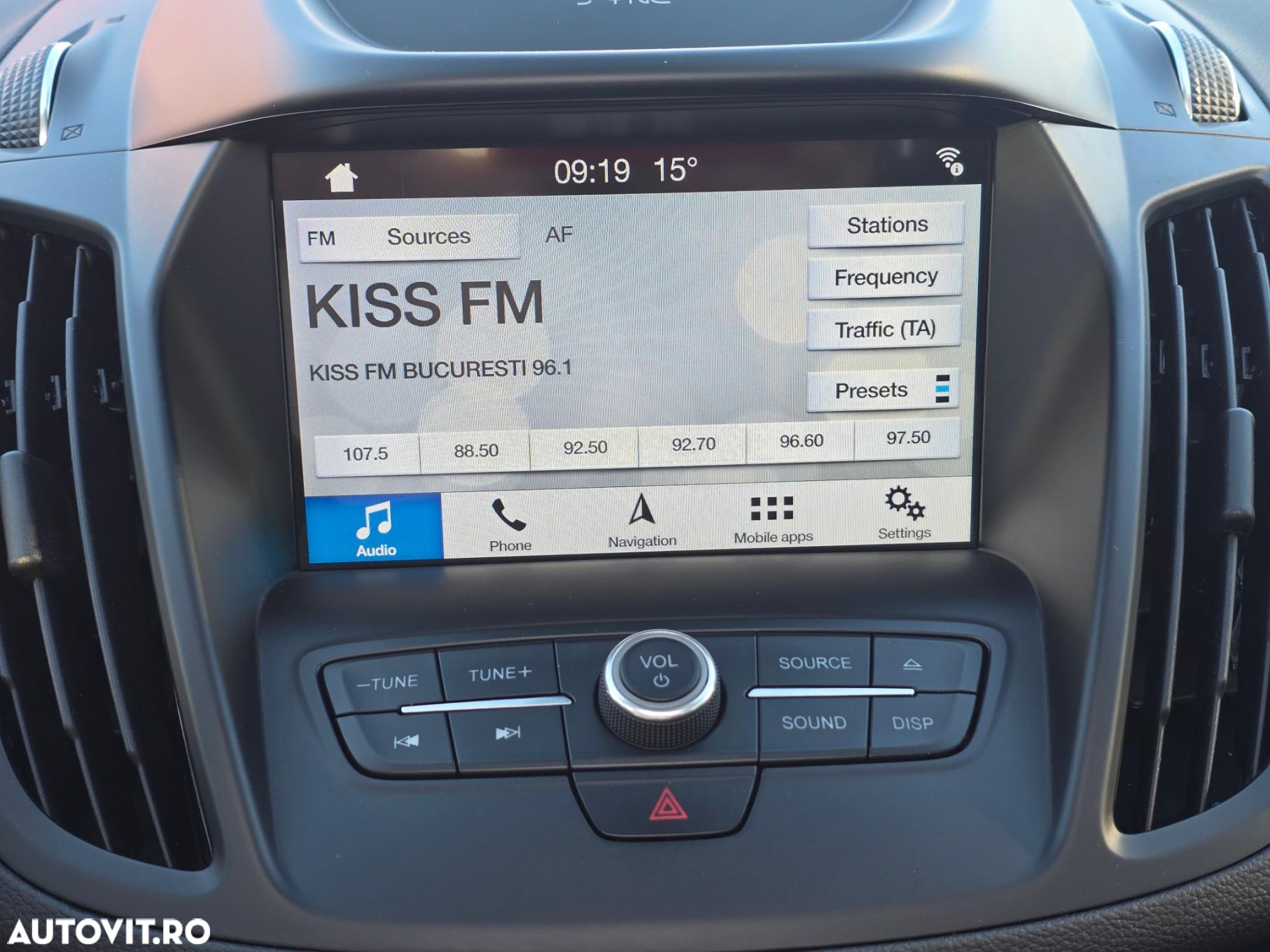 Ford Kuga - 22