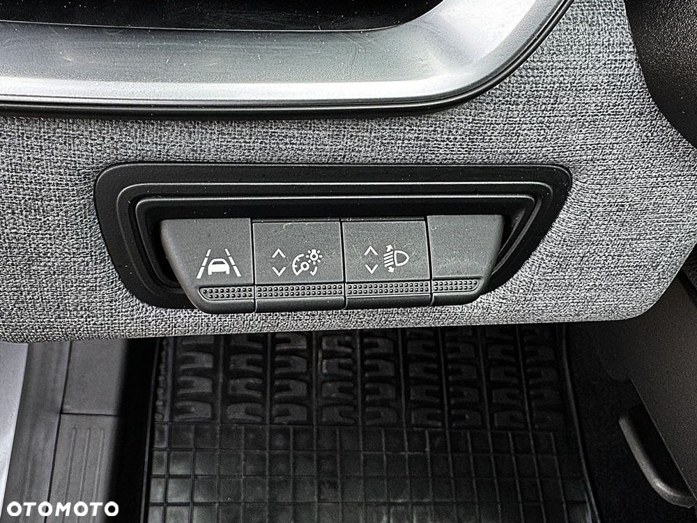 Renault Clio 1.0 TCe Evolution - 17