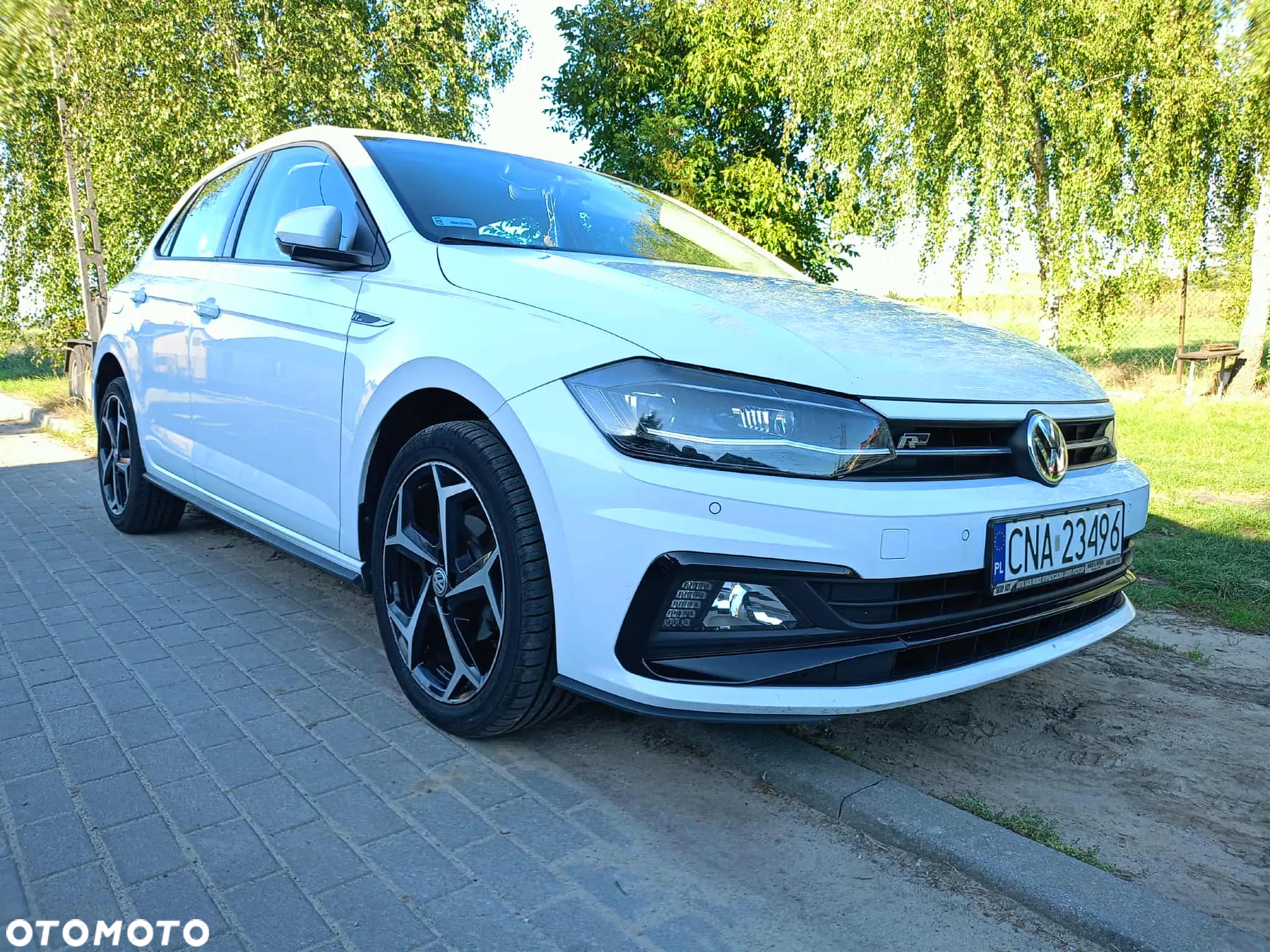 Volkswagen Polo 1.0 TSI R-Line - 2