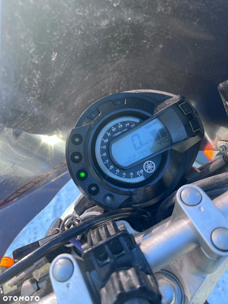Yamaha FZ6 - 4
