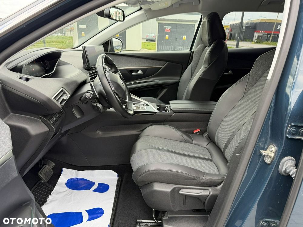 Peugeot 3008 BlueHDi 130 Stop & Start EAT8 Allure Pack - 17