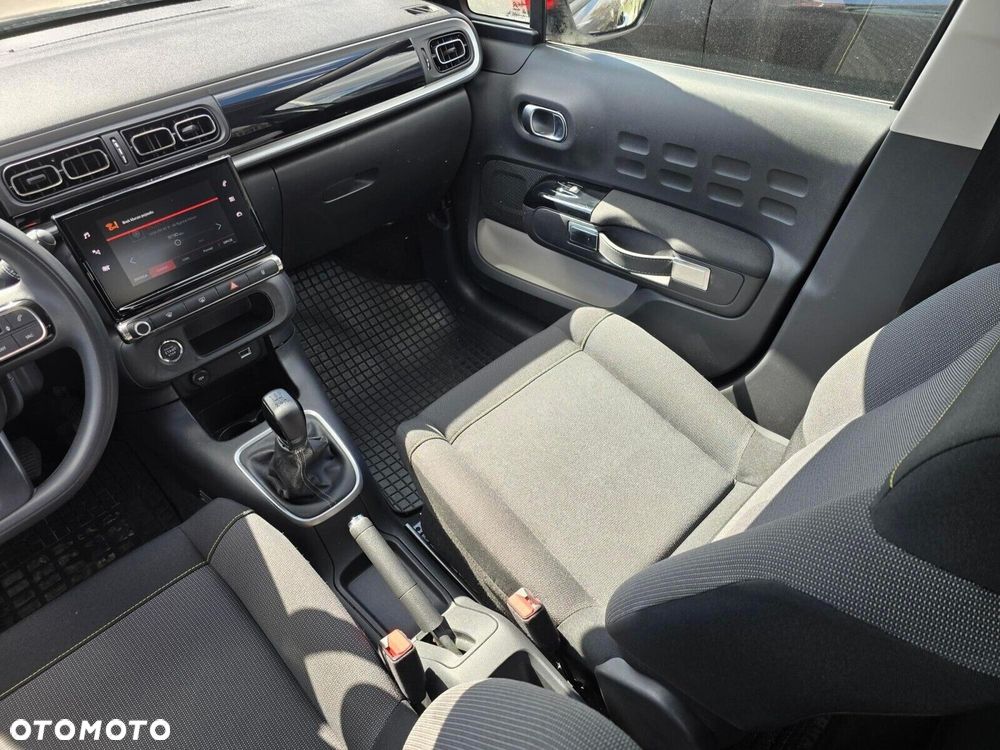 Citroën C3 1.2 PureTech Shine - 16
