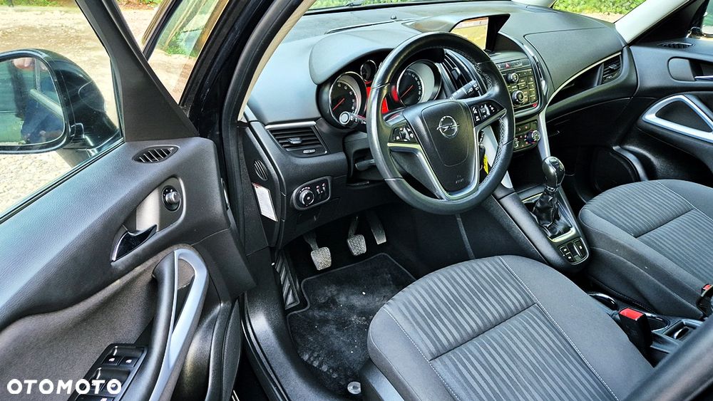 Opel Zafira 1.4 T Cosmo EU6 - 31