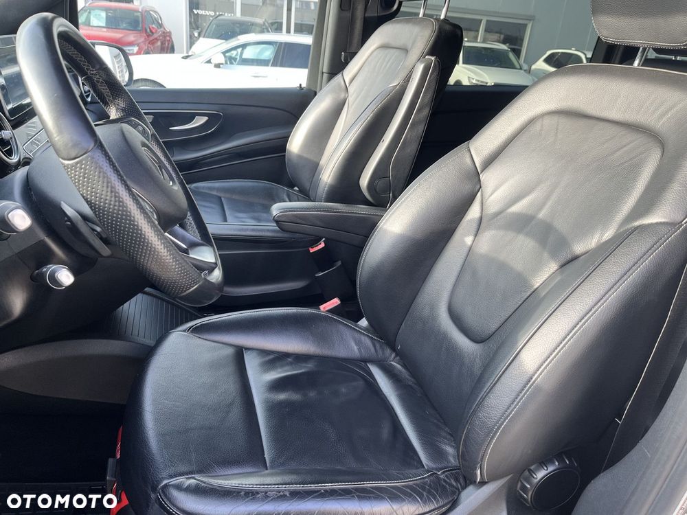 Mercedes-Benz Klasa V - 11