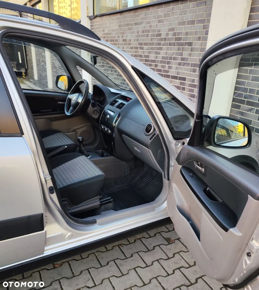 Suzuki SX4 1.6 VVT 4x4 Comfort - 15