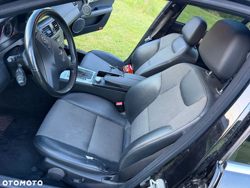 Mercedes-Benz Klasa C 180 Kompressor Automatik BlueEFFICIENCY Avantgarde - 13