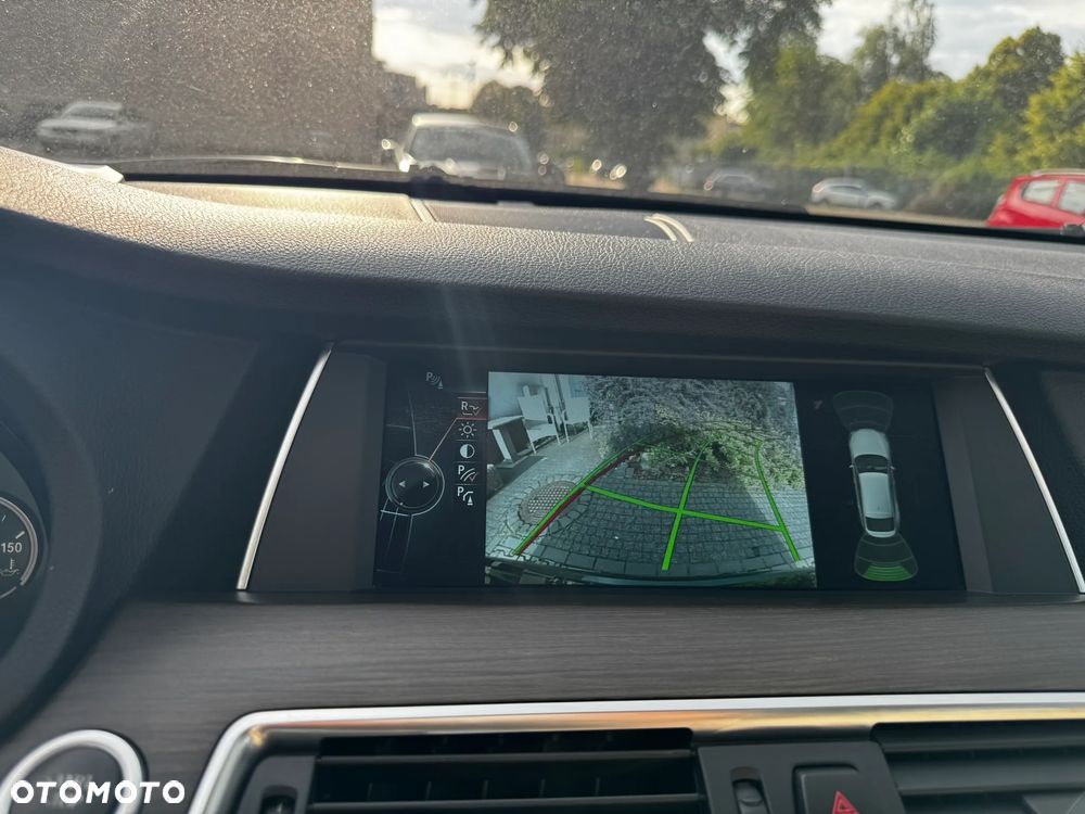 BMW 5GT 520d - 23