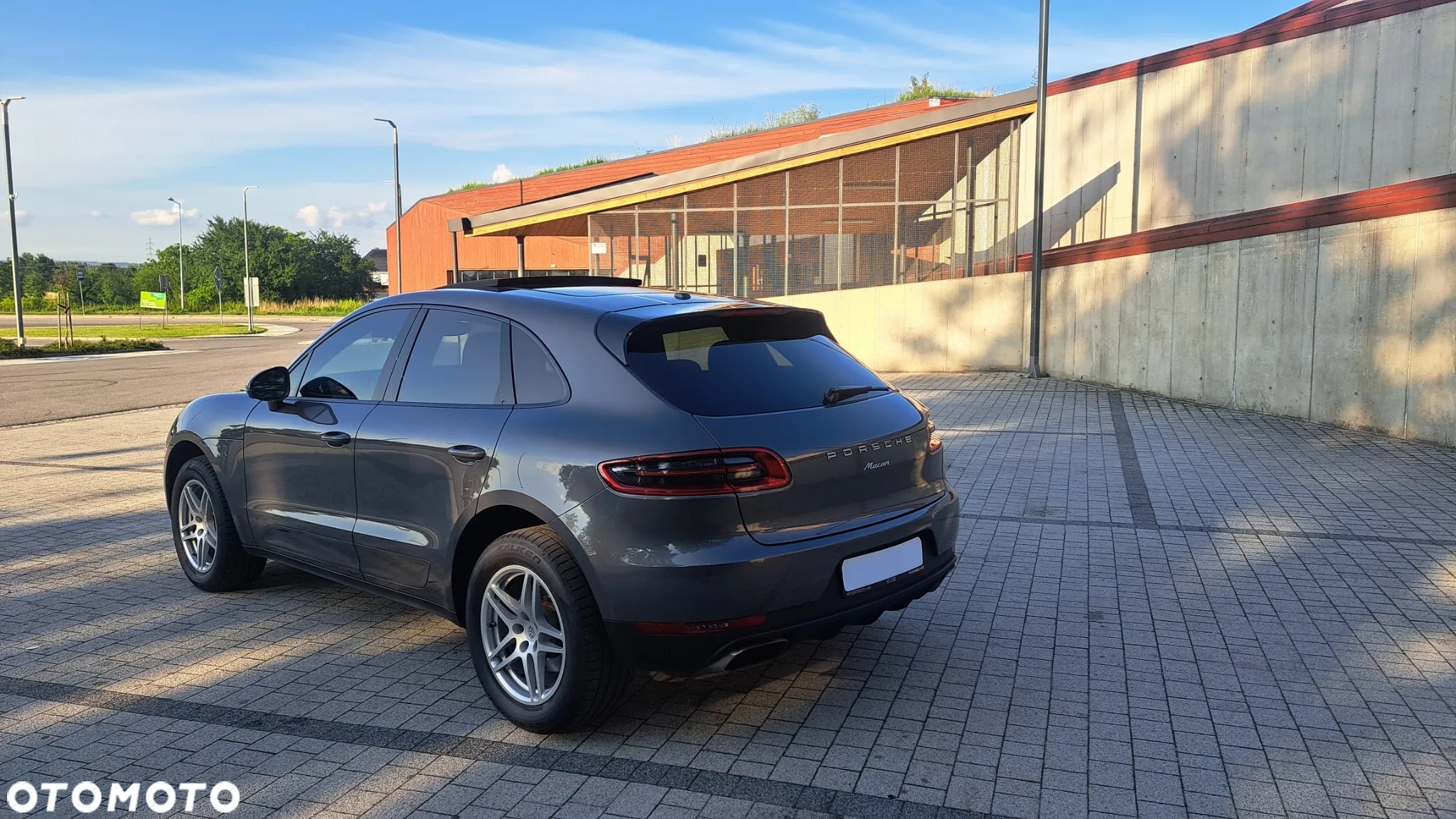 Porsche Macan - 13