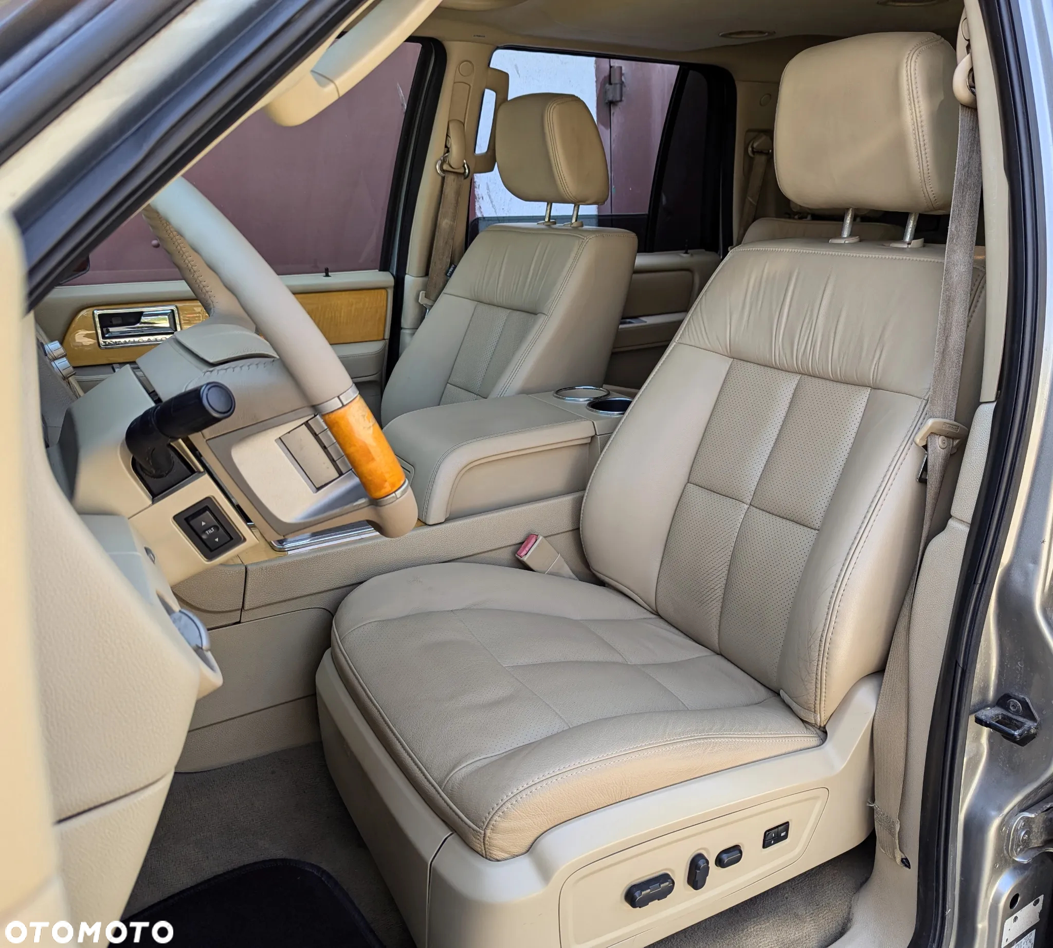 Lincoln Navigator 5.4 4x4 - 5