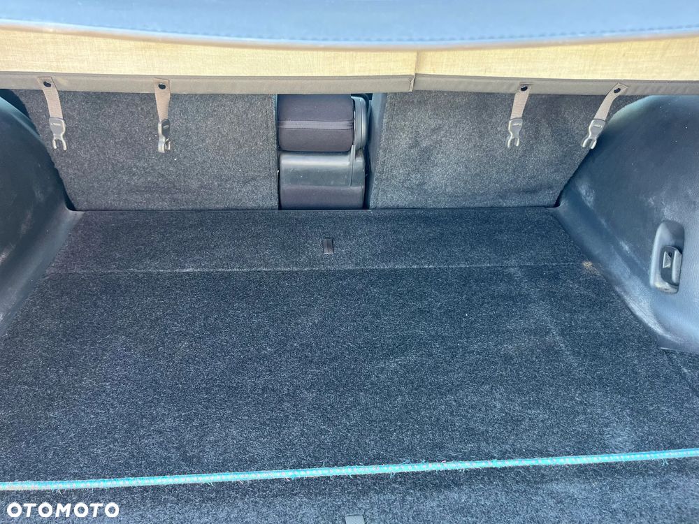 Toyota RAV4 - 17