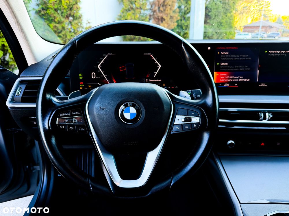BMW Seria 3 320d - 28