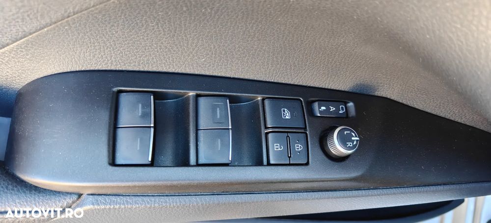 Toyota Camry 2.5 Dynamic - 15