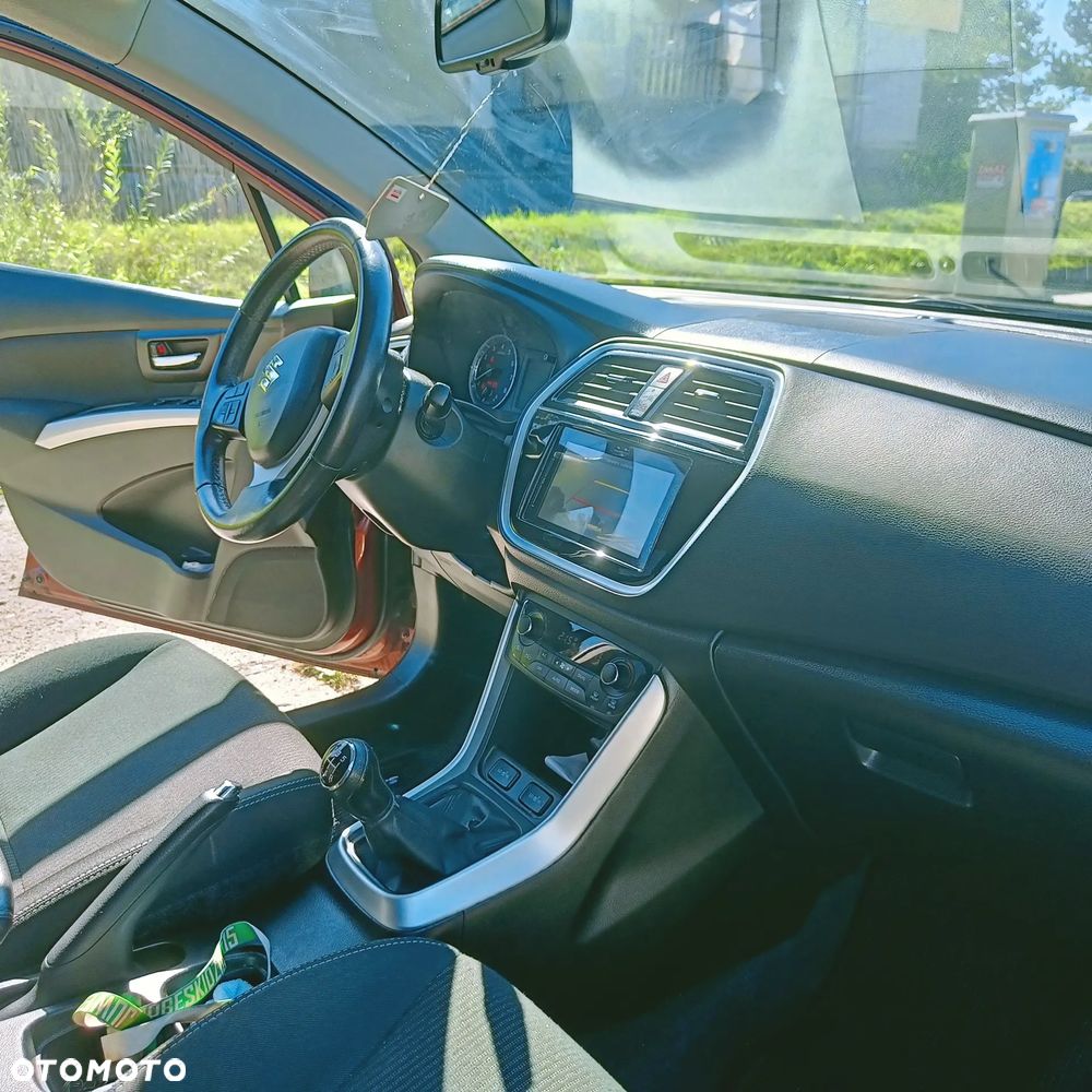 Suzuki SX4 S-Cross 1.0 T Premium - 17