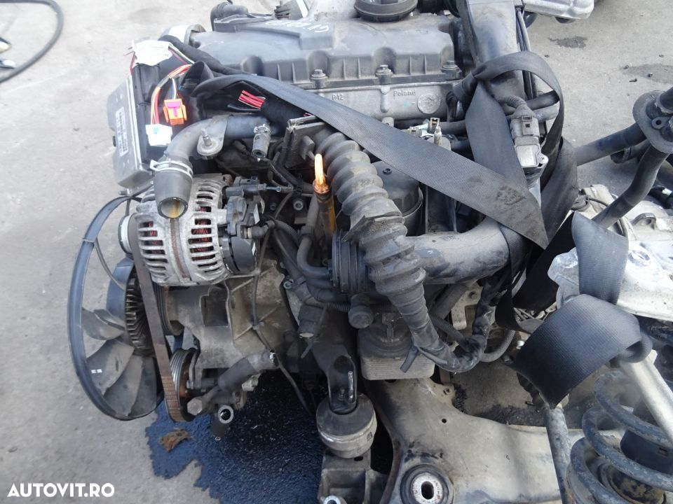 Motor Volkswagen Passat 1.9 TDI 131 CP AWX din 2003 fara anexe - 2