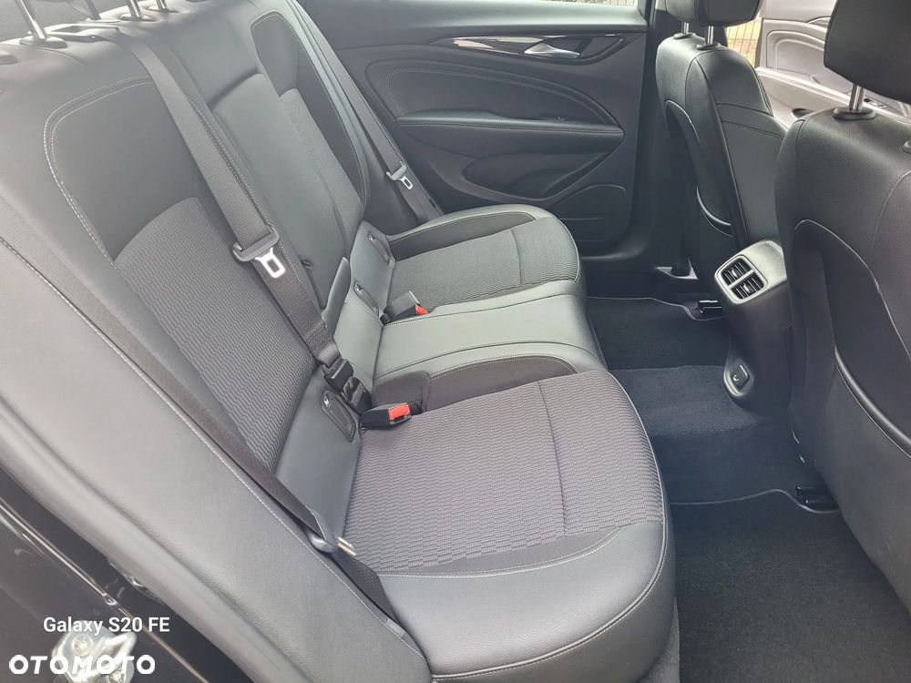 Opel Insignia 1.6 CDTI Innovation S&S - 17