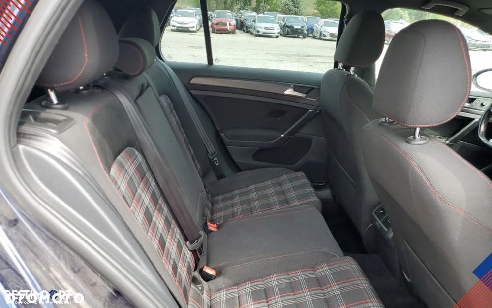 Volkswagen Golf GTI BlueMotion Technology - 10