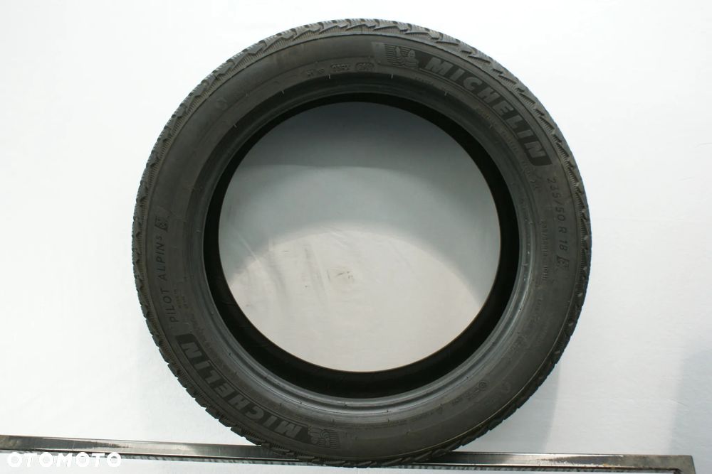 235/50R18 MICHELIN PILOT ALPIN 5 , 5,1mm R3657 - 2