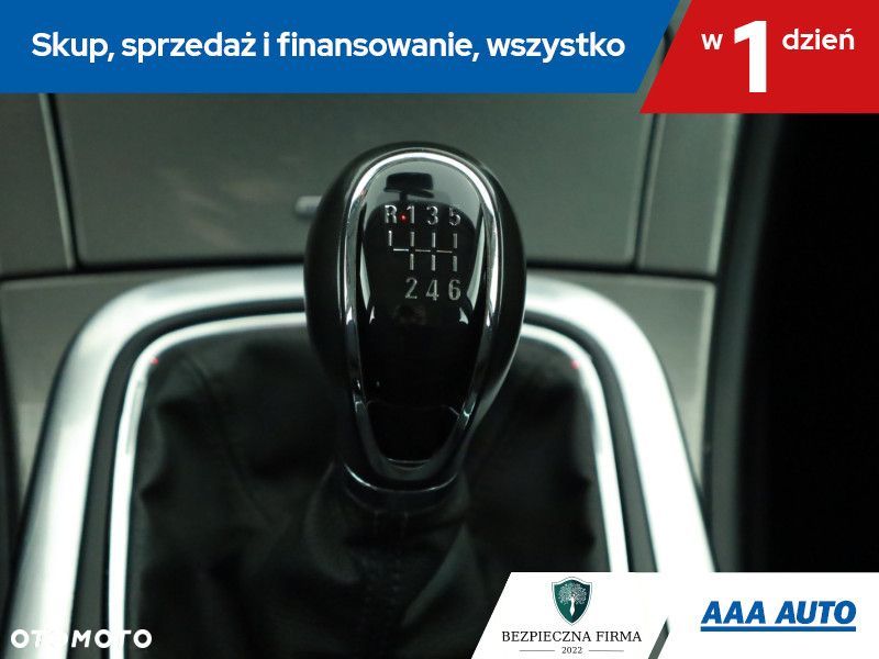 Opel Insignia - 18