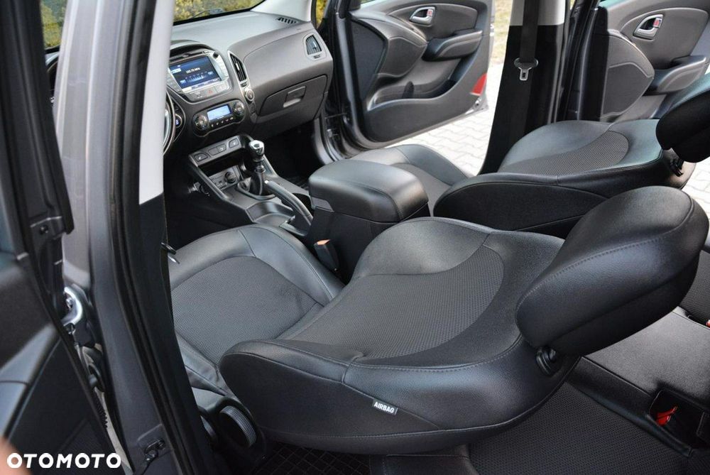 Hyundai ix35 2.0 CRDi Premium 4WD - 22