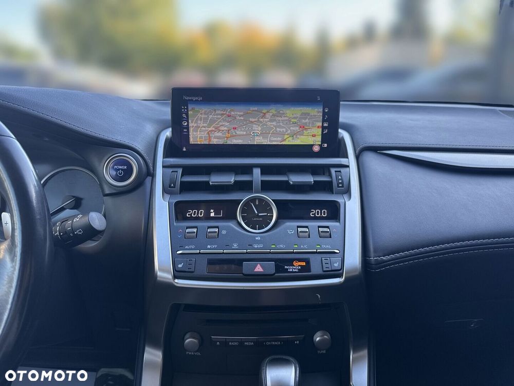 Lexus NX 300h Comfort AWD - 19