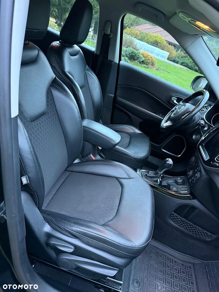 Jeep Compass 2.0 MJD Night Eagle 4WD S&S - 10