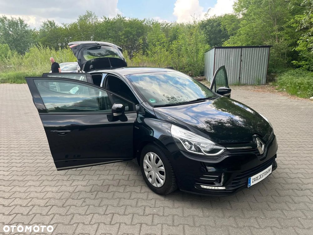 Renault Clio 1.2 16V 75 Collection - 20