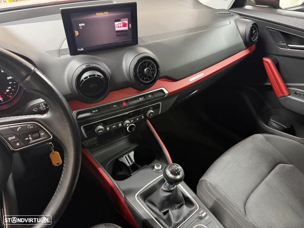 Audi Q2 30 TDI Sport - 11