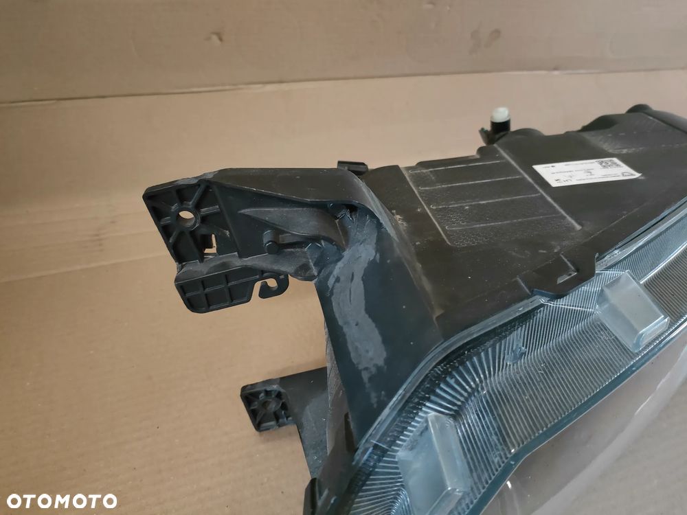 Dacia Spring Elektryk 22- LAMPA LEWY PRZÓD 260607303R - 4