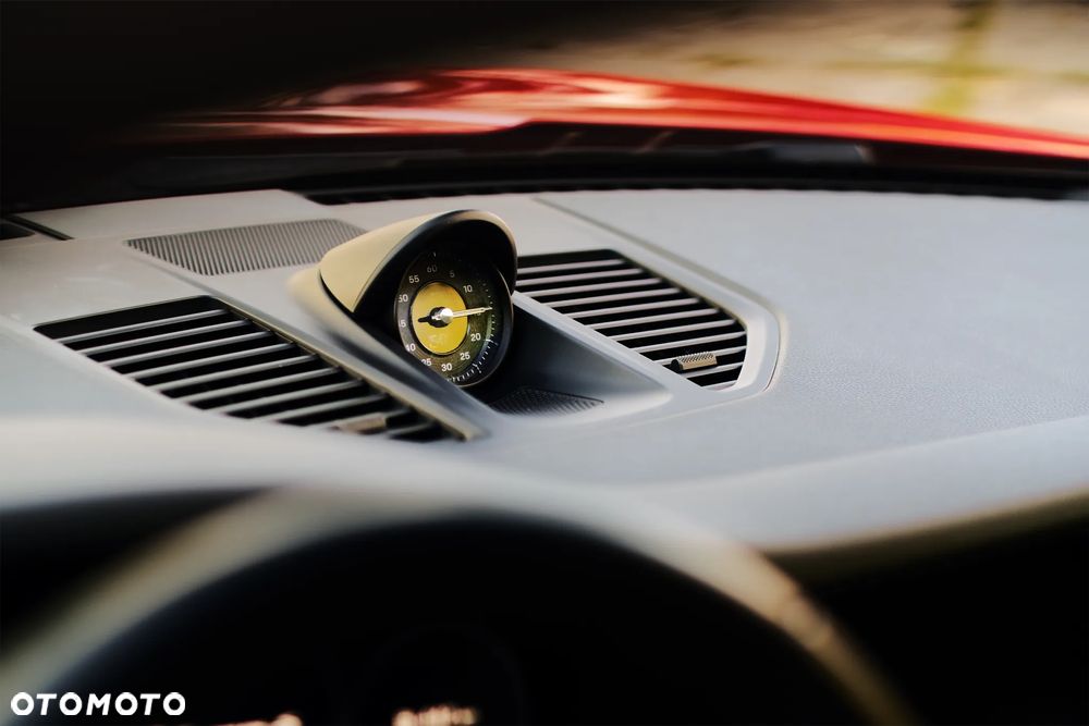 Porsche 911 Carrera S PDK - 13