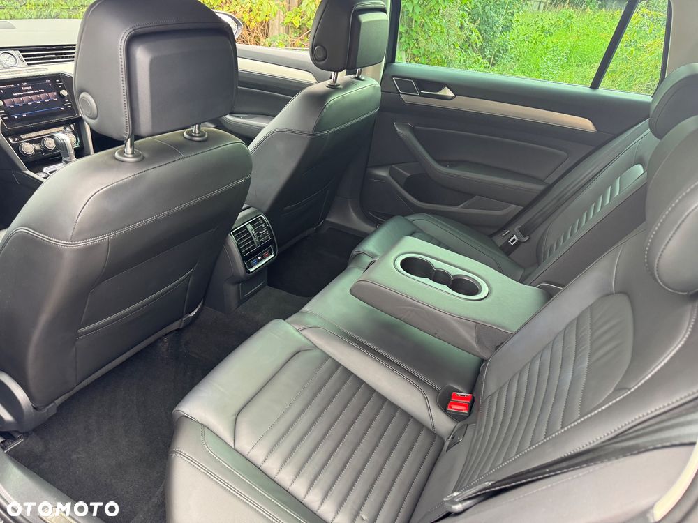 Volkswagen Passat 2.0 TDI SCR DSG Highline - 15