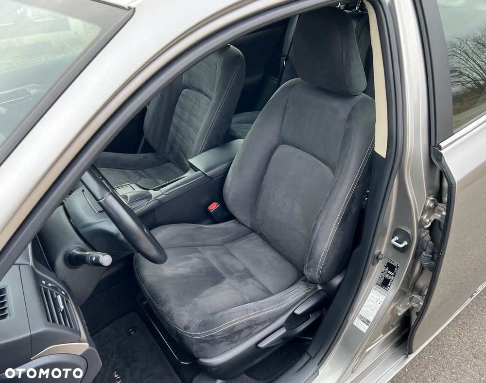 Lexus CT 200h Elegance - 4