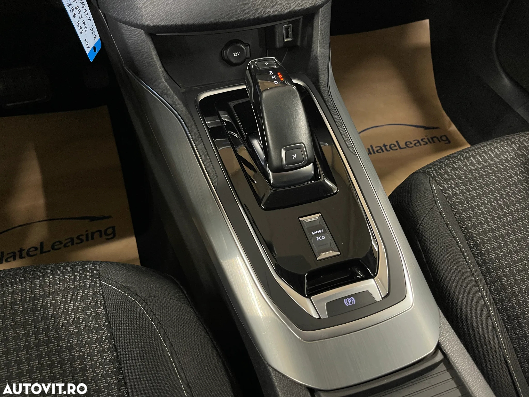 Peugeot 308 SW BlueHDi 130 EAT8 Allure - 21
