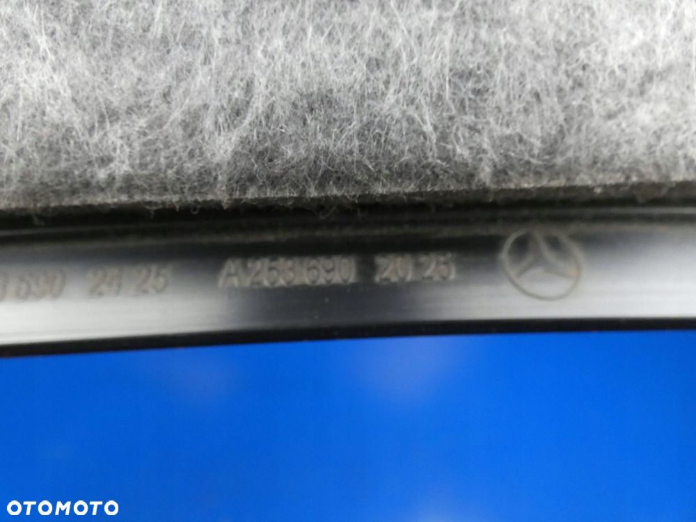 MERCEDES GLC W253 X253 OSŁONA SŁUPKA PRAWY TYŁ - 3